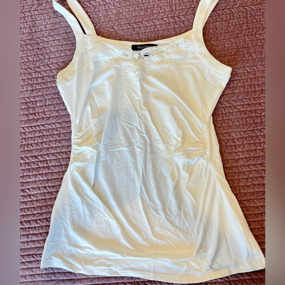 White House Black Market womens S white sleeveless Boho blouse crochet neck NWOT
